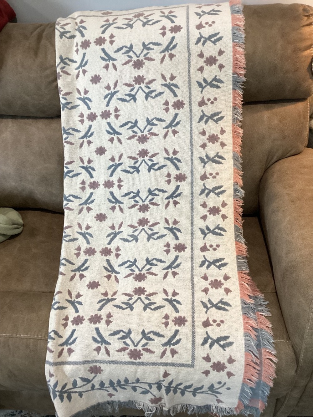 Cotton blend throw white pink & blue floral